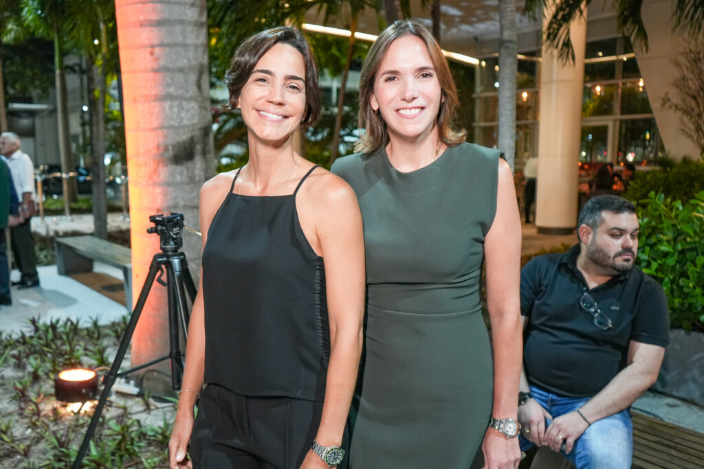 Karine Studart E Renata Santos (2)