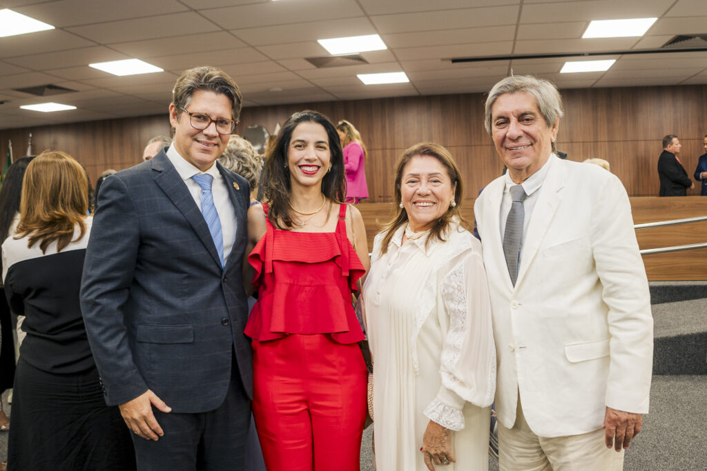 Leonardo, Beatriz, Auxiliadora E Sabino Carvalho