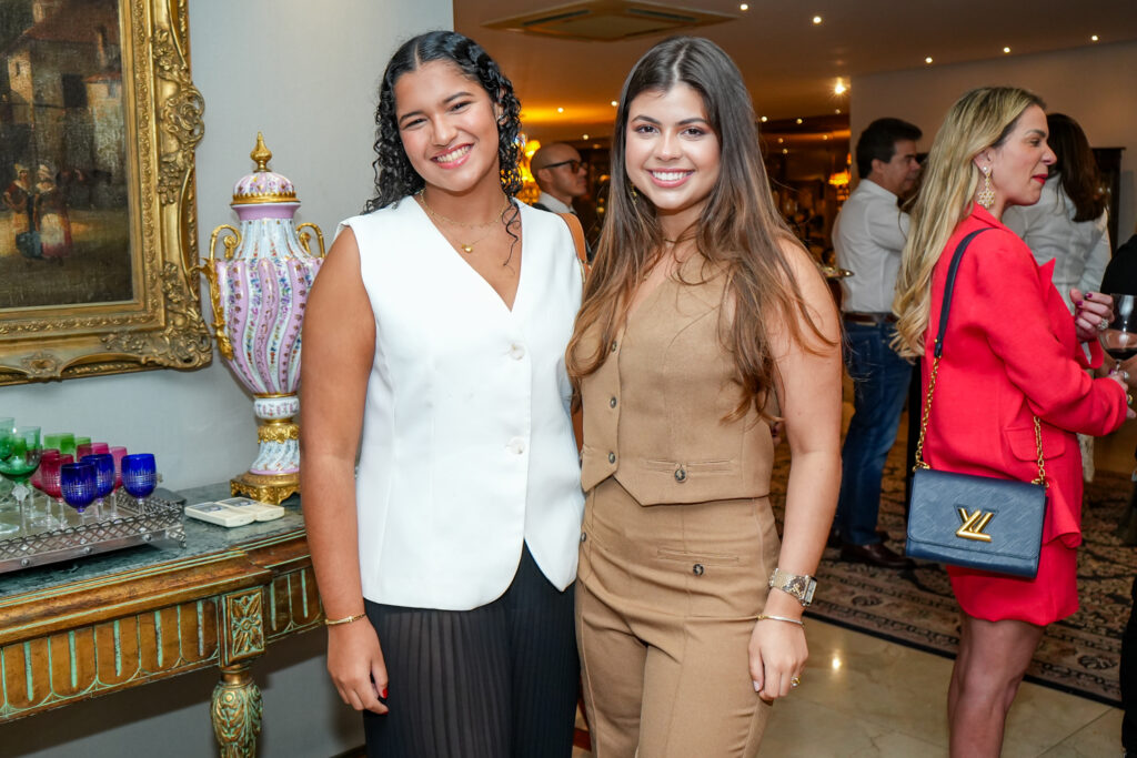 Luisa Ferreira E Sarah Brigido