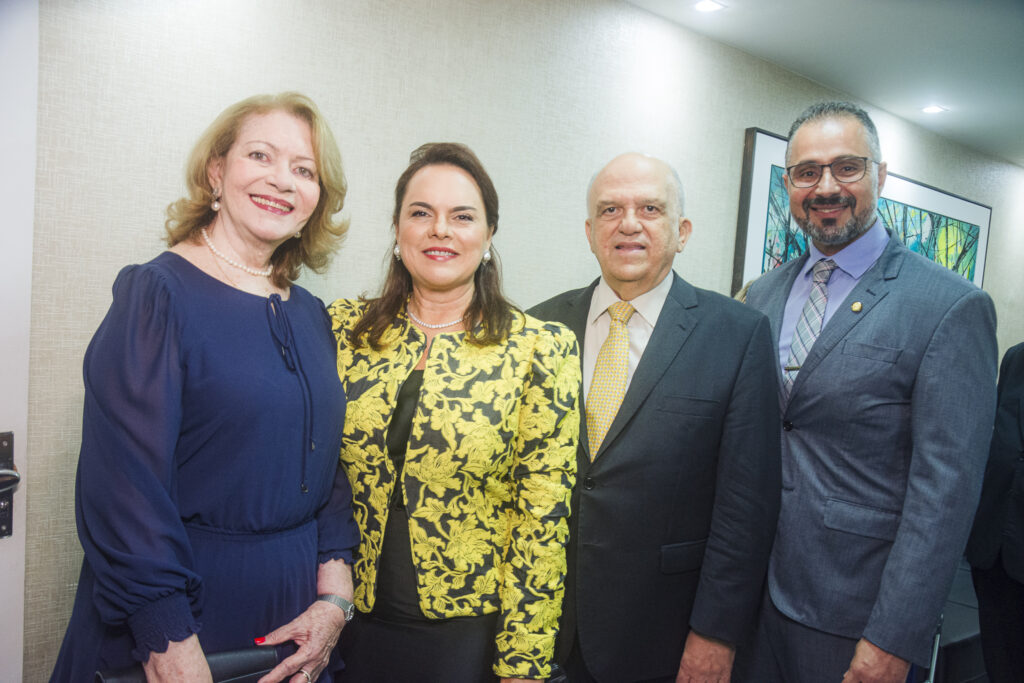 Marfisa Ximenes, Denise Cavalcante, Fernando Ximenes E Luciano Girao