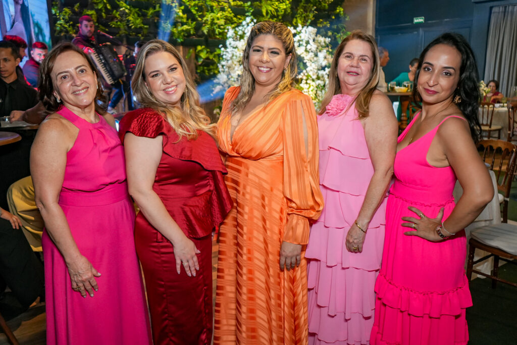 Noelia Fontenele, Karina Fontenele, Rebeca Nogueira, Emilia Ferreira E Carol Fontenele