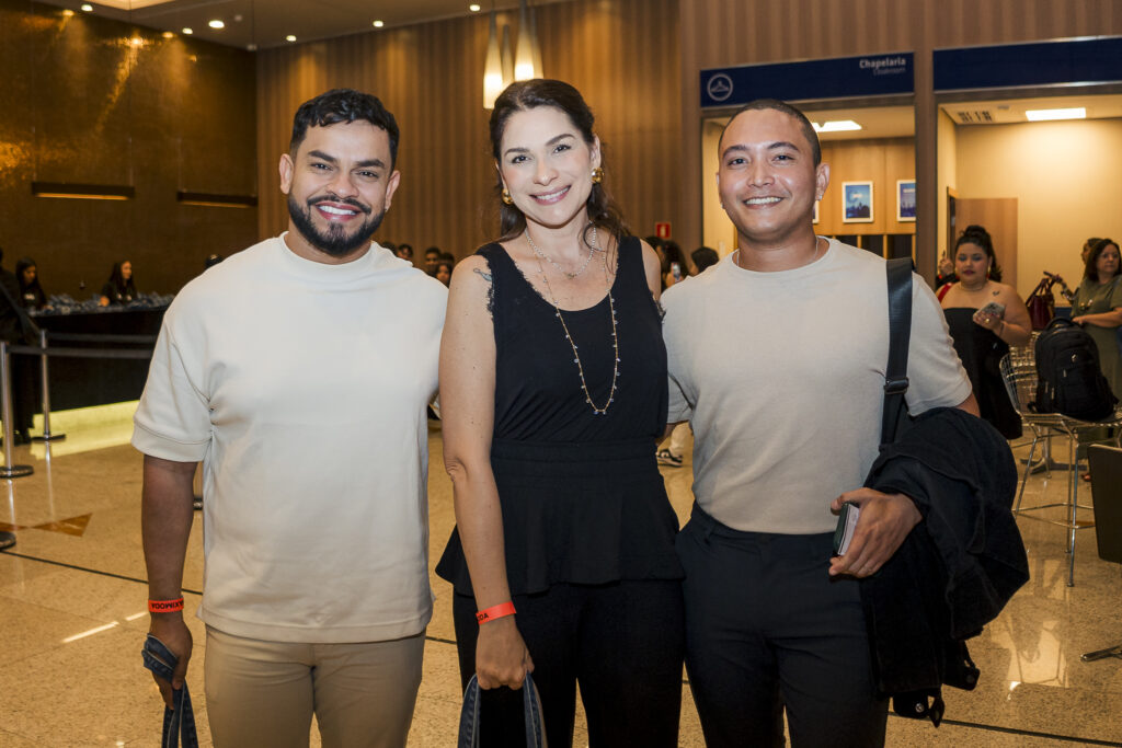 Pedro Santiago, Talita Pinheiro E Jonas Vieira