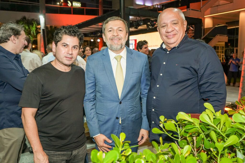 Pompeu Vasconcelos, Elcio Batista E Pedro Alfredo