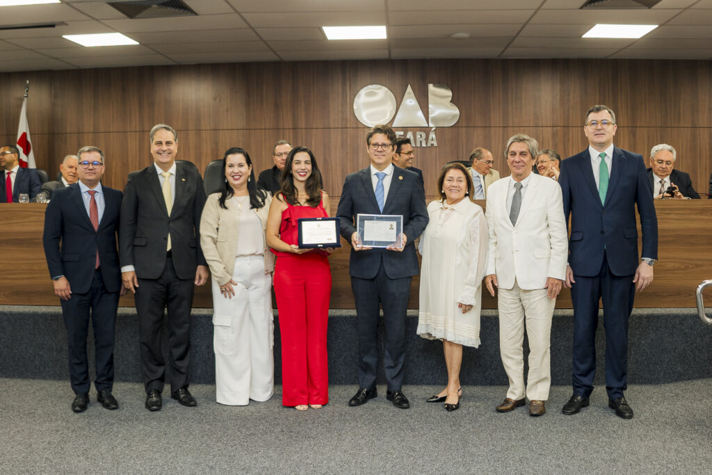 Rafael Ponte, Erinaldo Dantas, Christiane Leitao, Beatriz Carvalho, Leonardo Carvalho, Auxiliadora Carvalho, Sabino Carvalho E Davi Peixoto