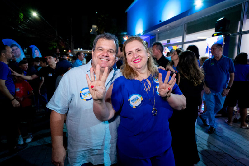 ELEIÇÕES 2024 - René Pessoa inaugura Comitê Central cercado por apoiadores