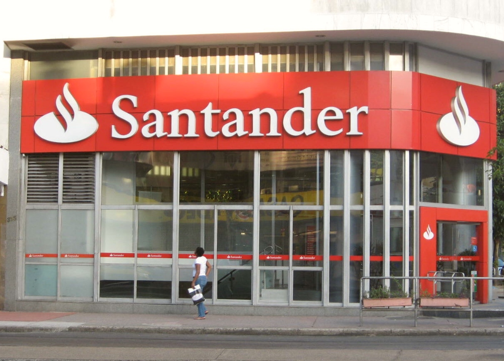 Banco Santander vai operar de maneira exclusiva folha da Prefeitura de Fortaleza