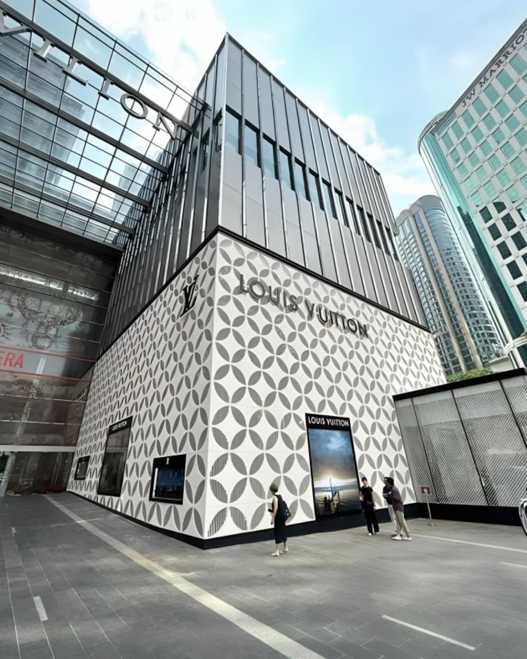 Louis Vuitton inaugura sua maior loja em Kuala Lumpur