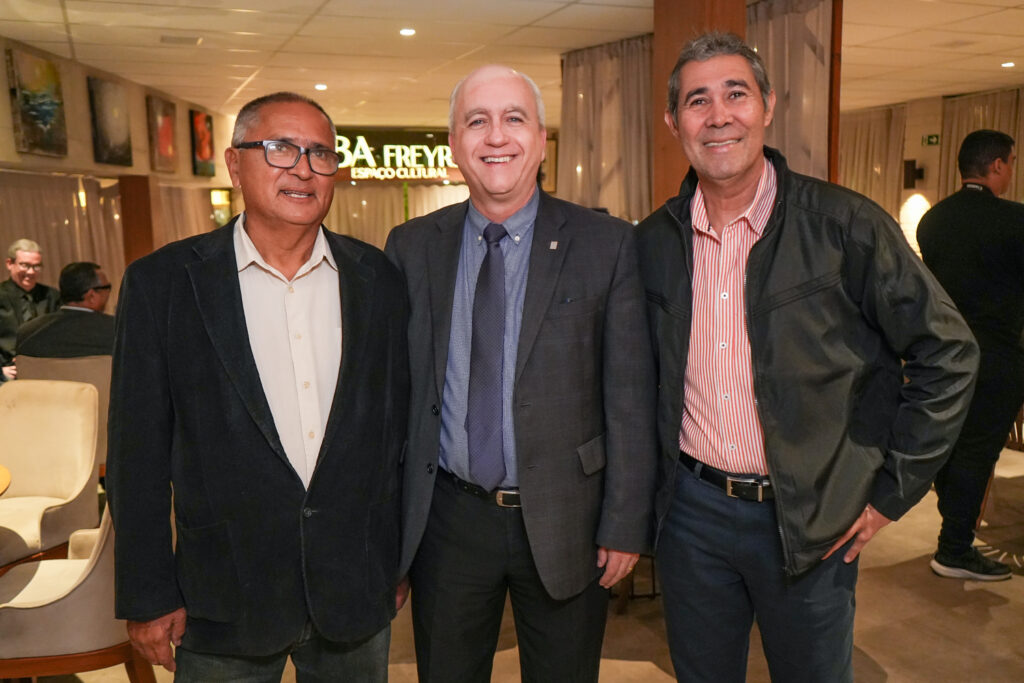 Walter Amazonas, Rubens Roriz E Albino Ferreira (1)