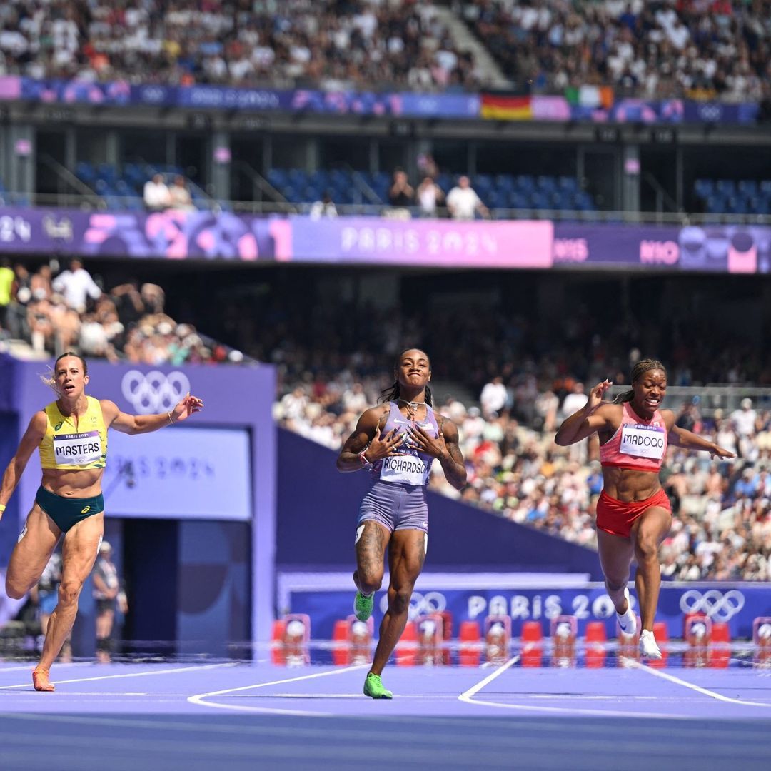 Sha’Carri Richardson se classifica no Stade de France