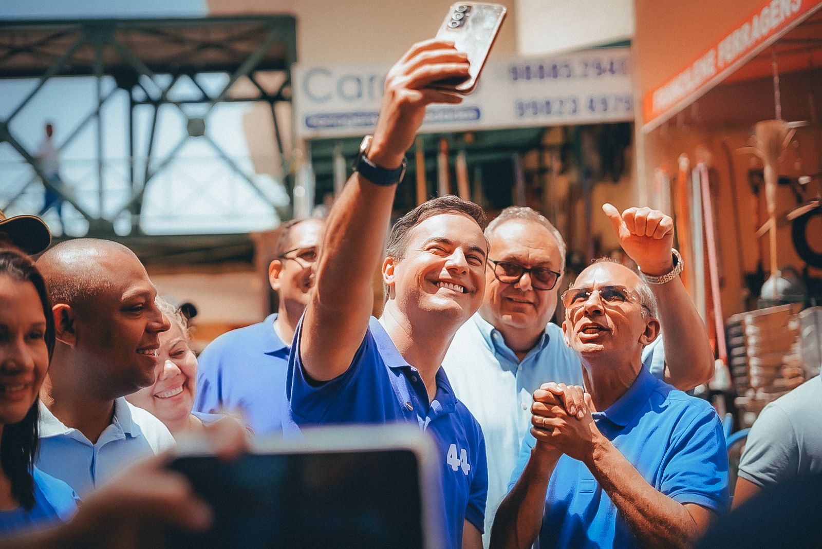 Capitão Wagner inicia campanha no Mercado São Sebastião com ênfase em infraestrutura e inclusão social