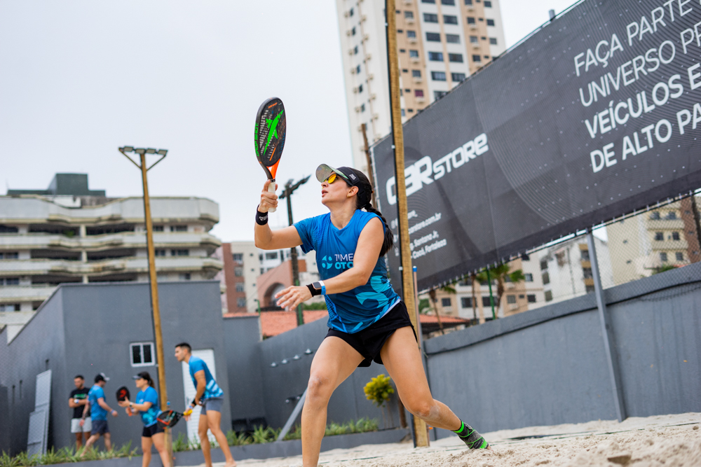 Primeiro Torneio de Beach Tennis reúne gestores e equipe médica da Rede Oto e CRIO