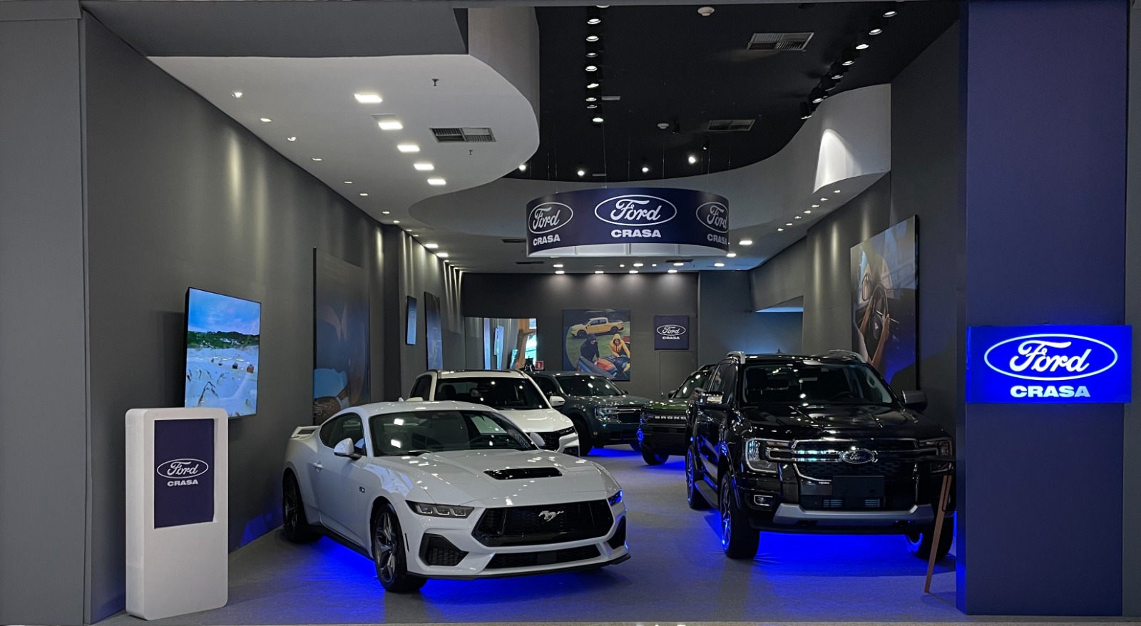 Ford Crasa inaugura showroom em um famoso shopping em Fortaleza. Saiba qual é