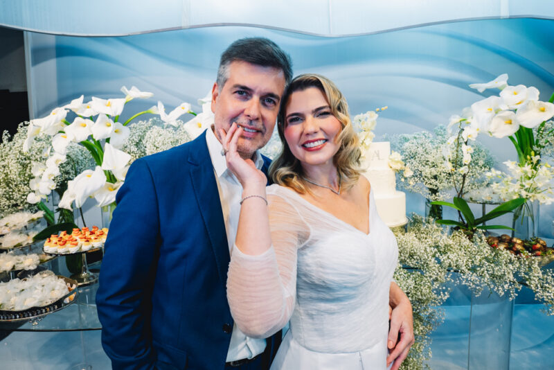 Bodas de prata - Alexandre Pereira e Lili Meira celebram 25 anos de união com uma festa memorável