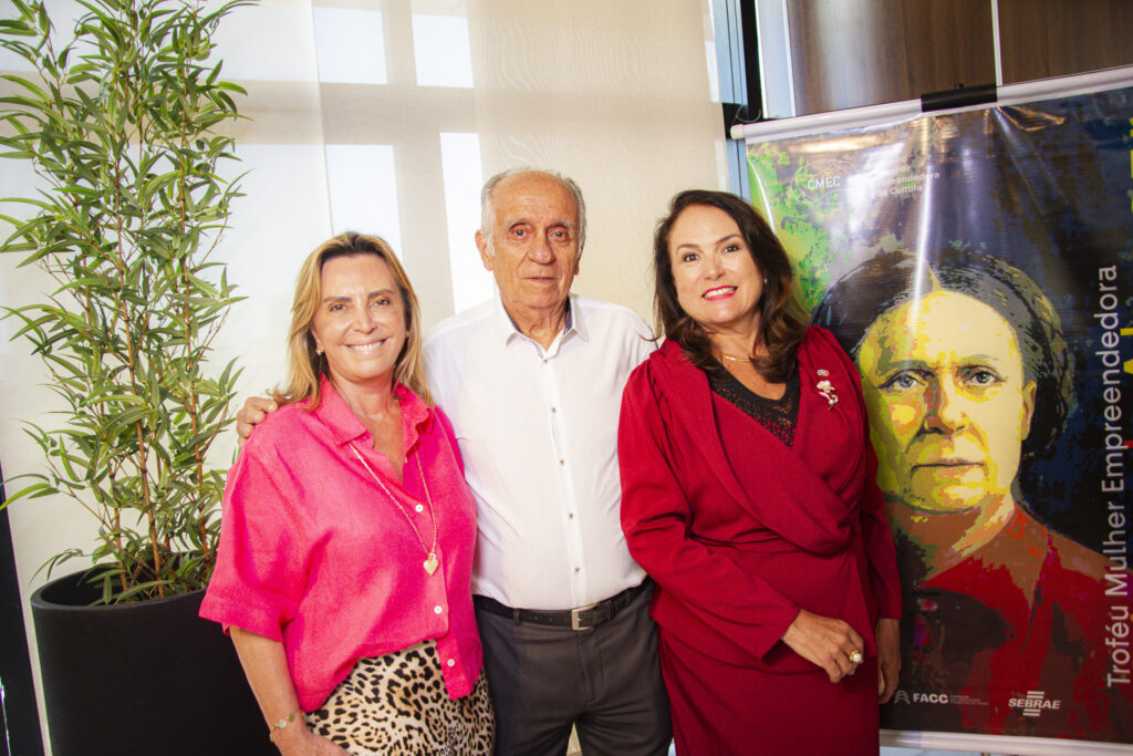 Ana Claudia Cotait, Joao Guimaraes E Ana Luiza Costa Lima (2)