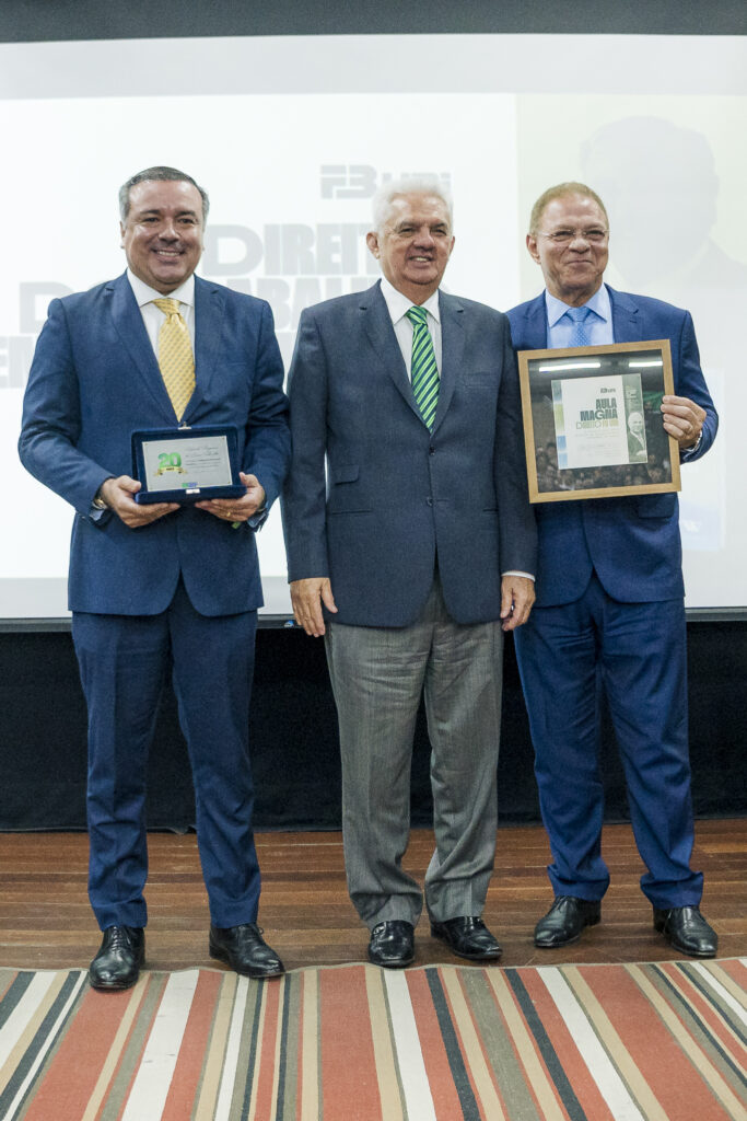 Eduardo Pragmácio Filho, Talles De Sa Cavalcante E Alexandre Agra Belmonte (3)