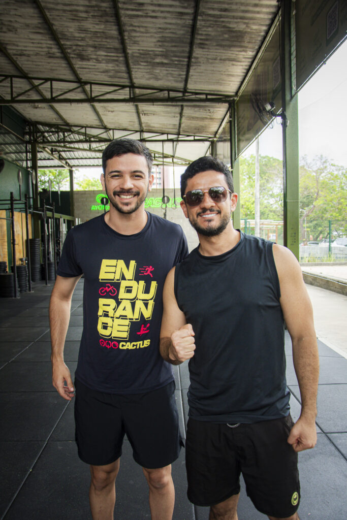 Emanuel Oliveira E Mario Henrique Barros (1)