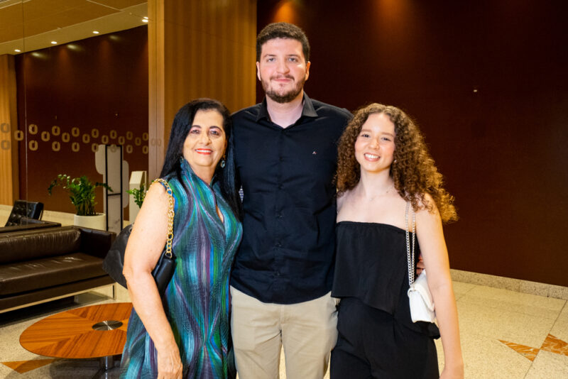 Espetáculo - Thiago Arancam apresenta Tributo Três Tenores no Teatro RioMar