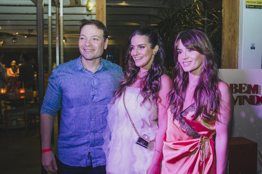 Joao Paulo Santiago, Vanessa Melo E Juliana Alencar