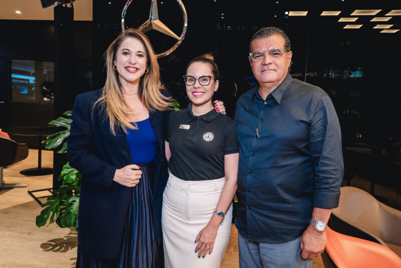 Renata Oliveira, Karol Mota E Odmar Feitosa (2)