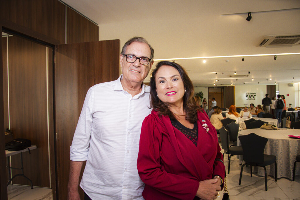 Urbano E Ana Luiza Costa Lima