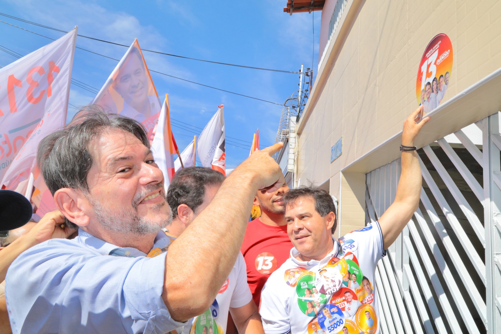 Cid Gomes critica alianças de André Fernandes e questiona apoio de antigos aliados de Sarto