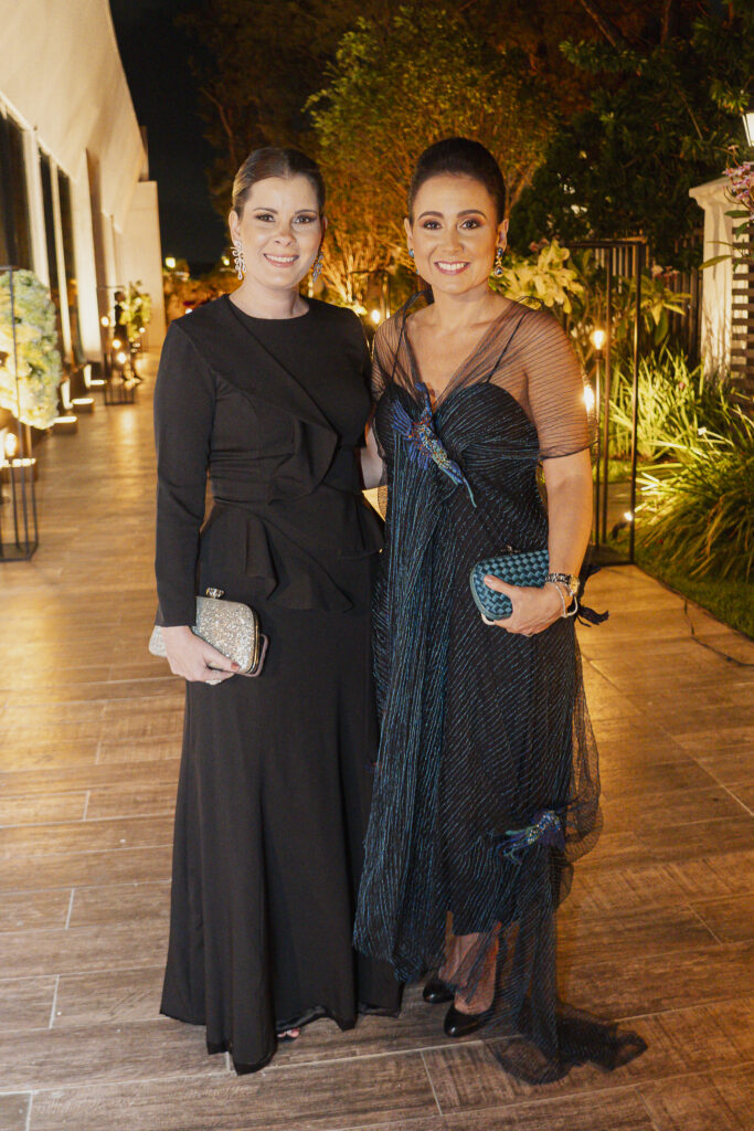 Adriana E Claudiana Loureiro