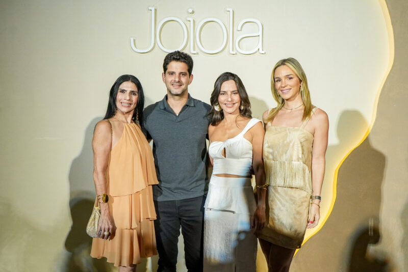 Maioridade elegante - Joiola comemora 18 anos com elegante desfile no Pipo Restaurante