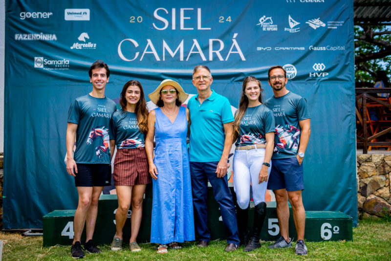 Bernardo Hartmann, Sarah Erel, Haim Erel, Sophia Erel, Victoria Erel E Victor Ventorini (3)