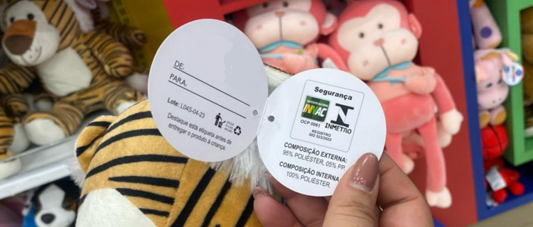 Inmetro alerta sobre segurança na compra de brinquedos para o Dia das Crianças