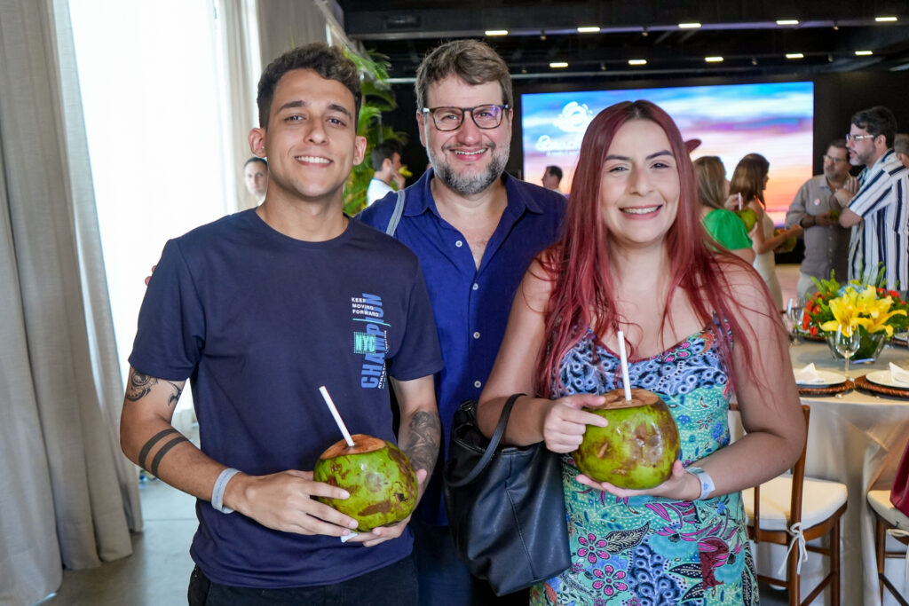 Bruno Dias, Zean Bravo E Laina Feitosa