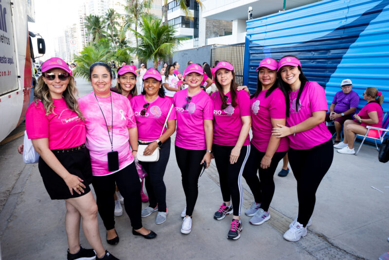 Caminhada pela saúde - CRIO movimenta a Beira Mar com Caminhada Rosa em apoio à prevenção do câncer de mama