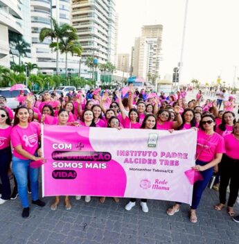 CRIO e Rede Mama realizam edição da Caminhada Rosa na orla de Fortaleza