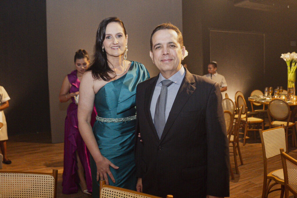 Carol E Germano Belchior