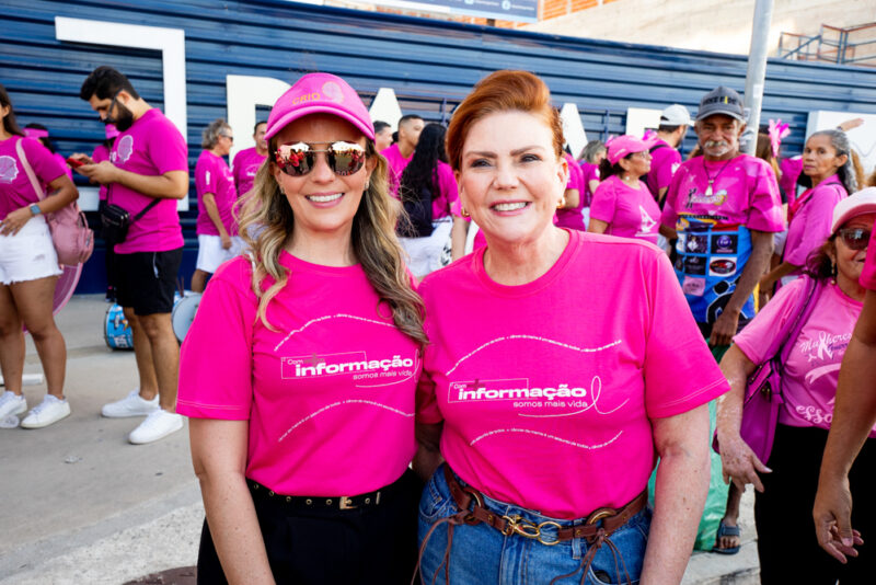 Caminhada pela saúde - CRIO movimenta a Beira Mar com Caminhada Rosa em apoio à prevenção do câncer de mama