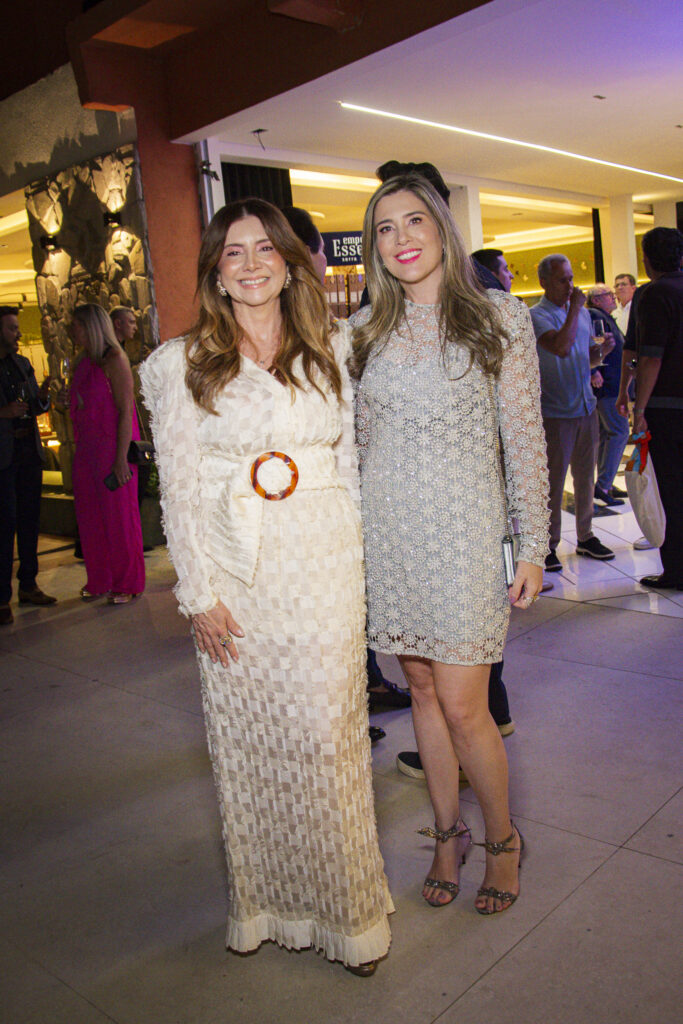 Emilia Buarque E Roberta Pontes (1)