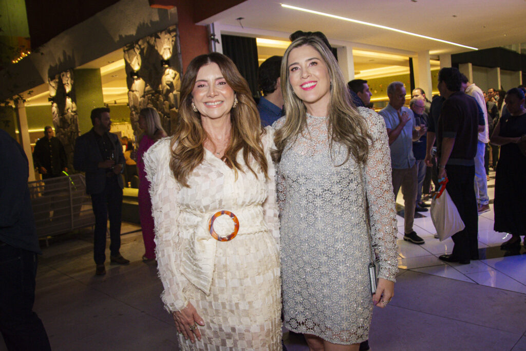 Emilia Buarque E Roberta Pontes (2)