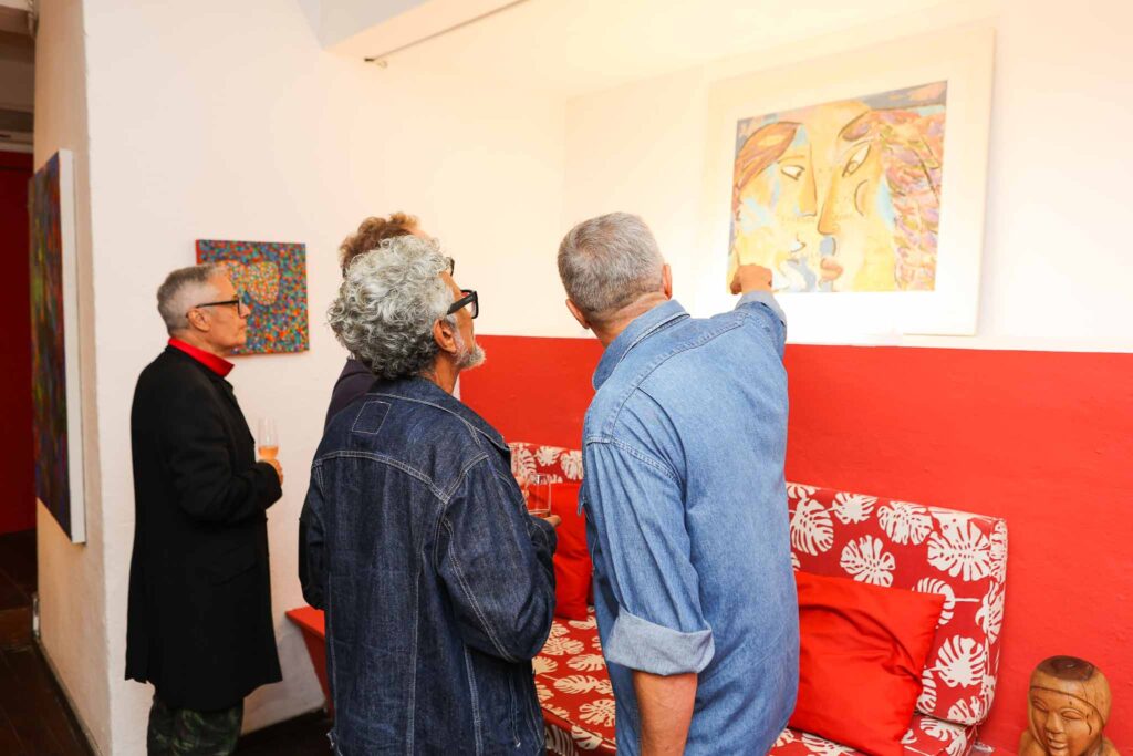 Exposição Entre Mundos 12