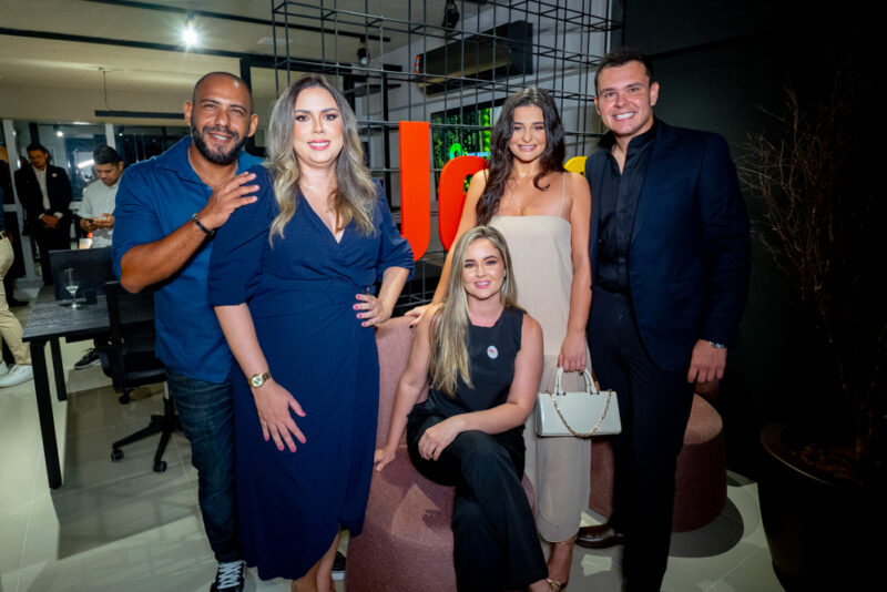 Herbert Rodrigues, Andréa Cândido,mariana Oliveira, Mariana Borges E Vinícius Carvalho (12)