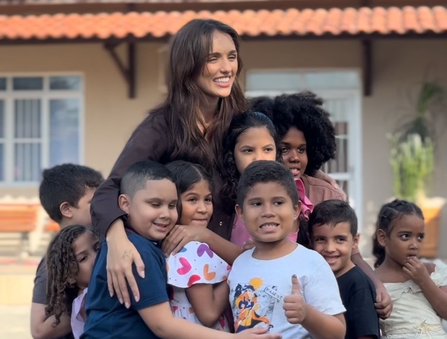 Rafa Kalimann visita o Iprede, selecionado pelo Criança Esperança pela quinta vez