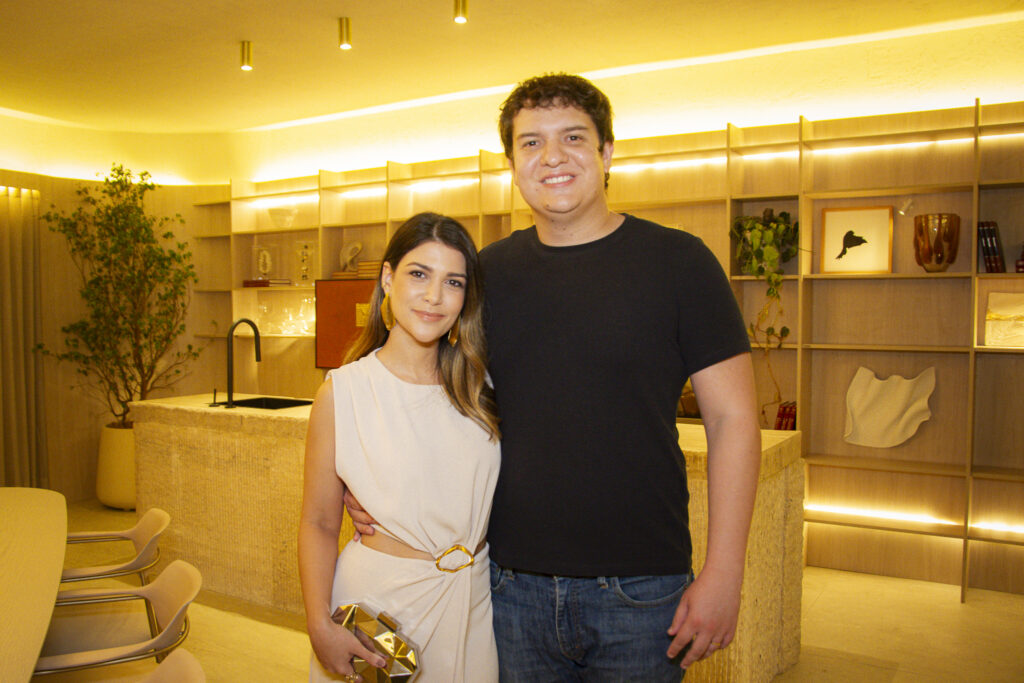 Jessica Guimarães E Guilherme Colares