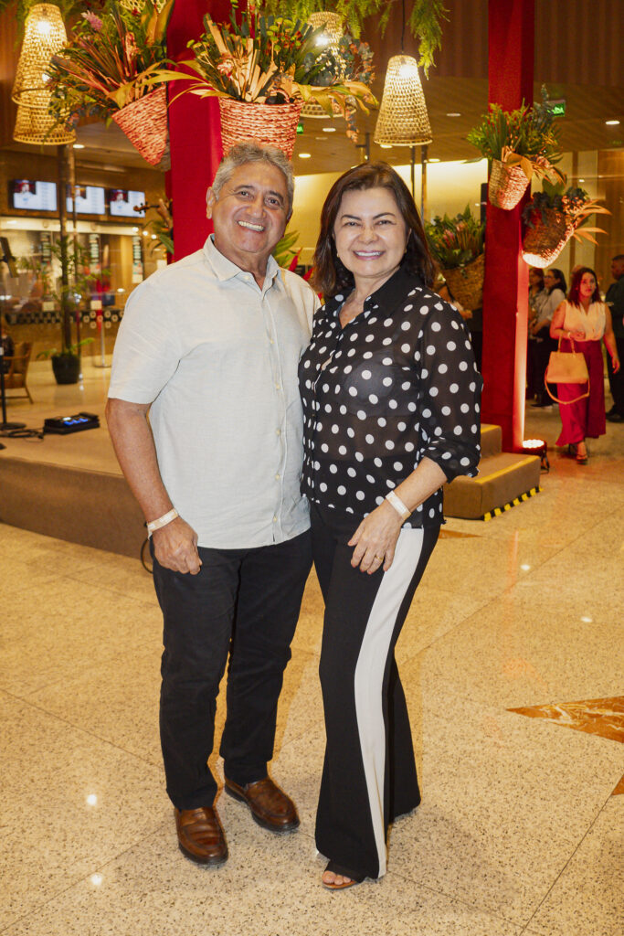 Jorge E Lucia Tavares