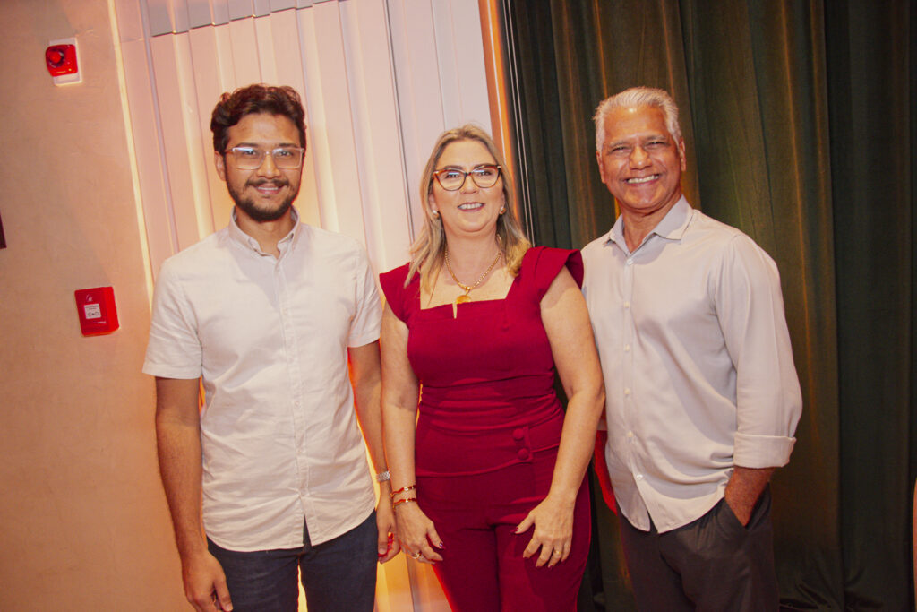 Leonardo Freire, Adriana Melo E Joao Filho (2)