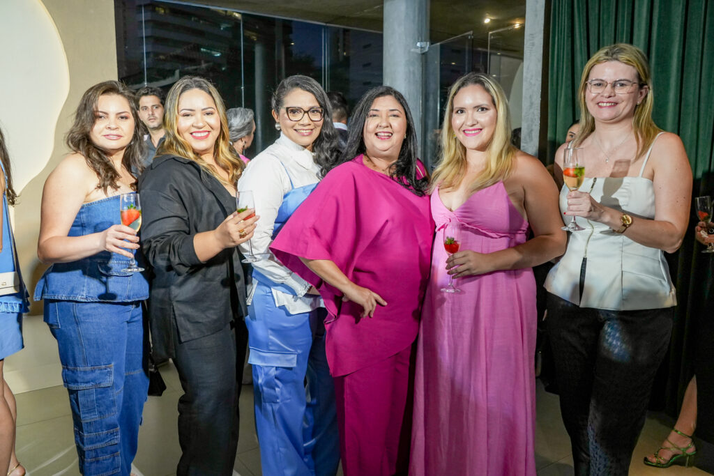 Shirleny Silva, Oona Sobral, Adriana Nascimento, Valeria Lima, Larissa Farrapo E Mirlene Frota (2)