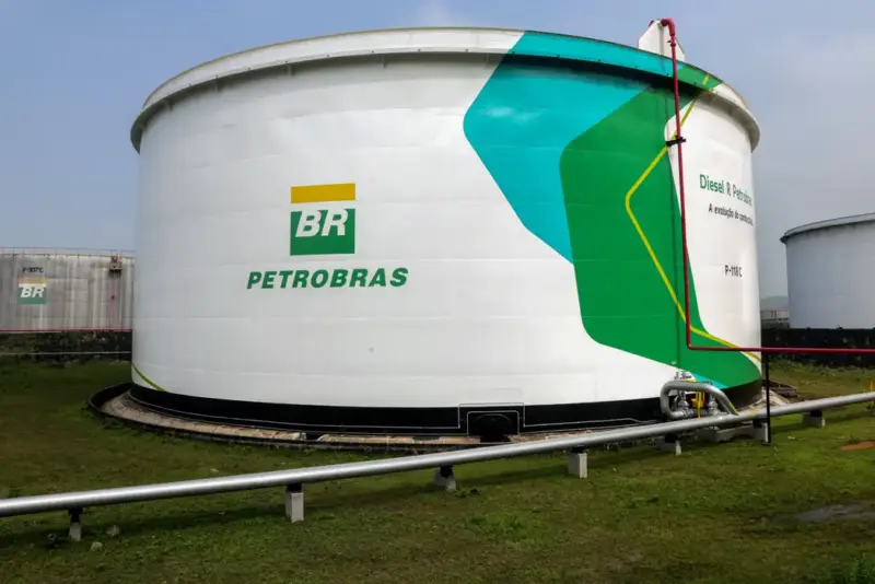 Tanque De Diesel R5 Na Rpbc Foto Wilson Melo Agencia Petrobras