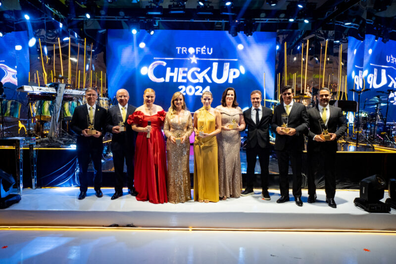 Excelência celebrada - Troféu Check Up 2024 homenageia grandes nomes da saúde e estética cearenses em noite de glamour