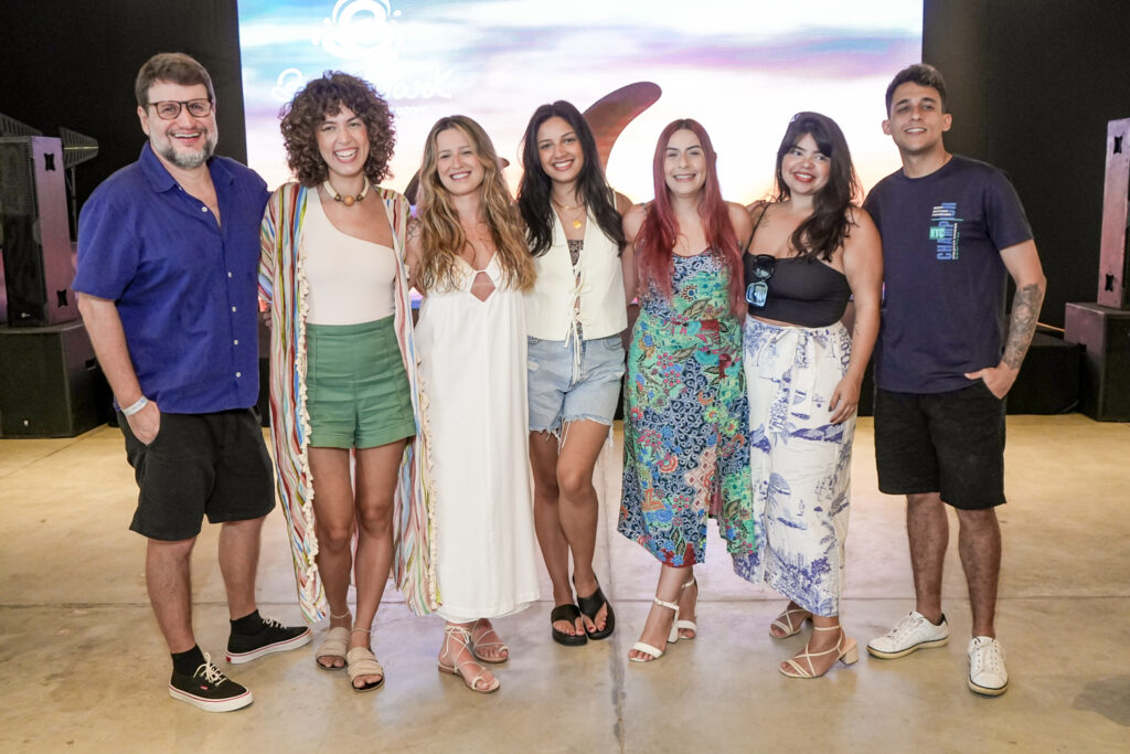 Zean Bravo, Carla Furtado, Geovana, Macario, Sarah Alves, Laina Feitosa, Duda Machado E Bruno Dias