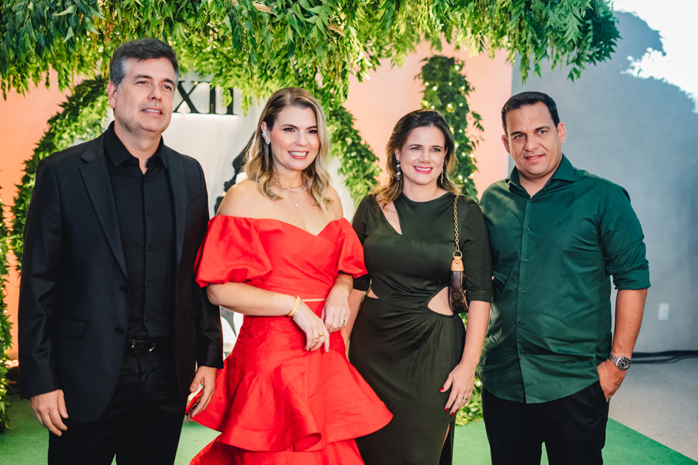 Alexandre Pereira, Liliane Meira, Júlia E Thiago Covas