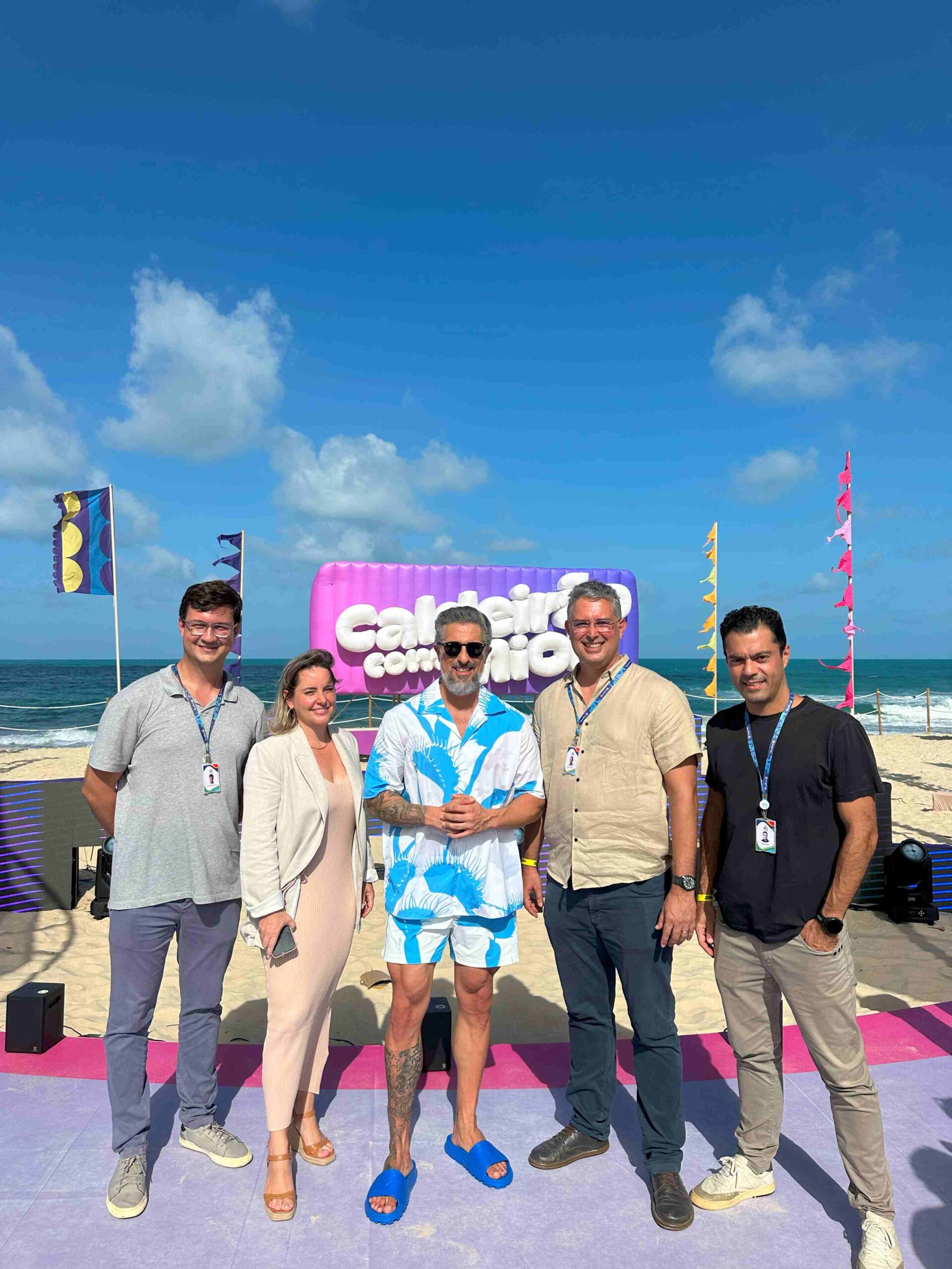 Diretores do Beach Park recepcionam Marcos Mion em gravação de temporada especial do Caldeirão de verão