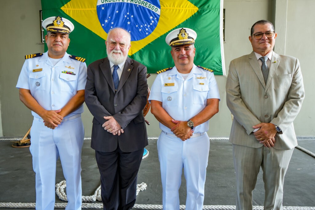 Cmdt Nazareth, Almirante Oberg, Cmdt Emiliao E Jamiro Dias (1)