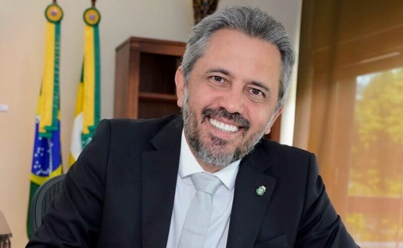 Elmano De Freitas Aumento Cargos Universidades Foto Reproducao Instagram E1732545900105